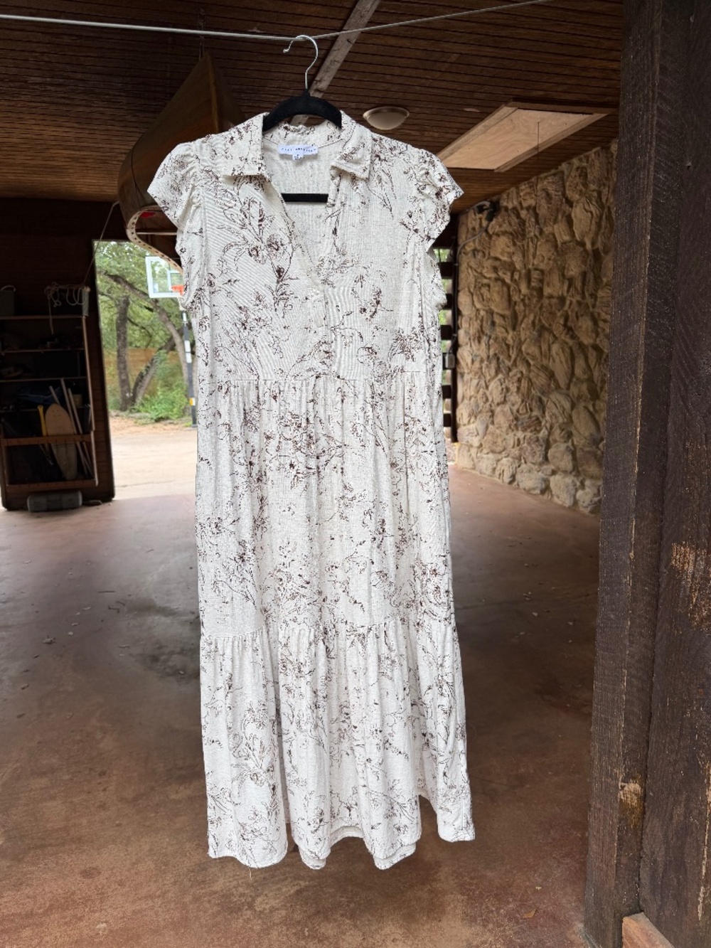 Never worn tiered, collared Jane + Delancey dress - Picture 3 of 6